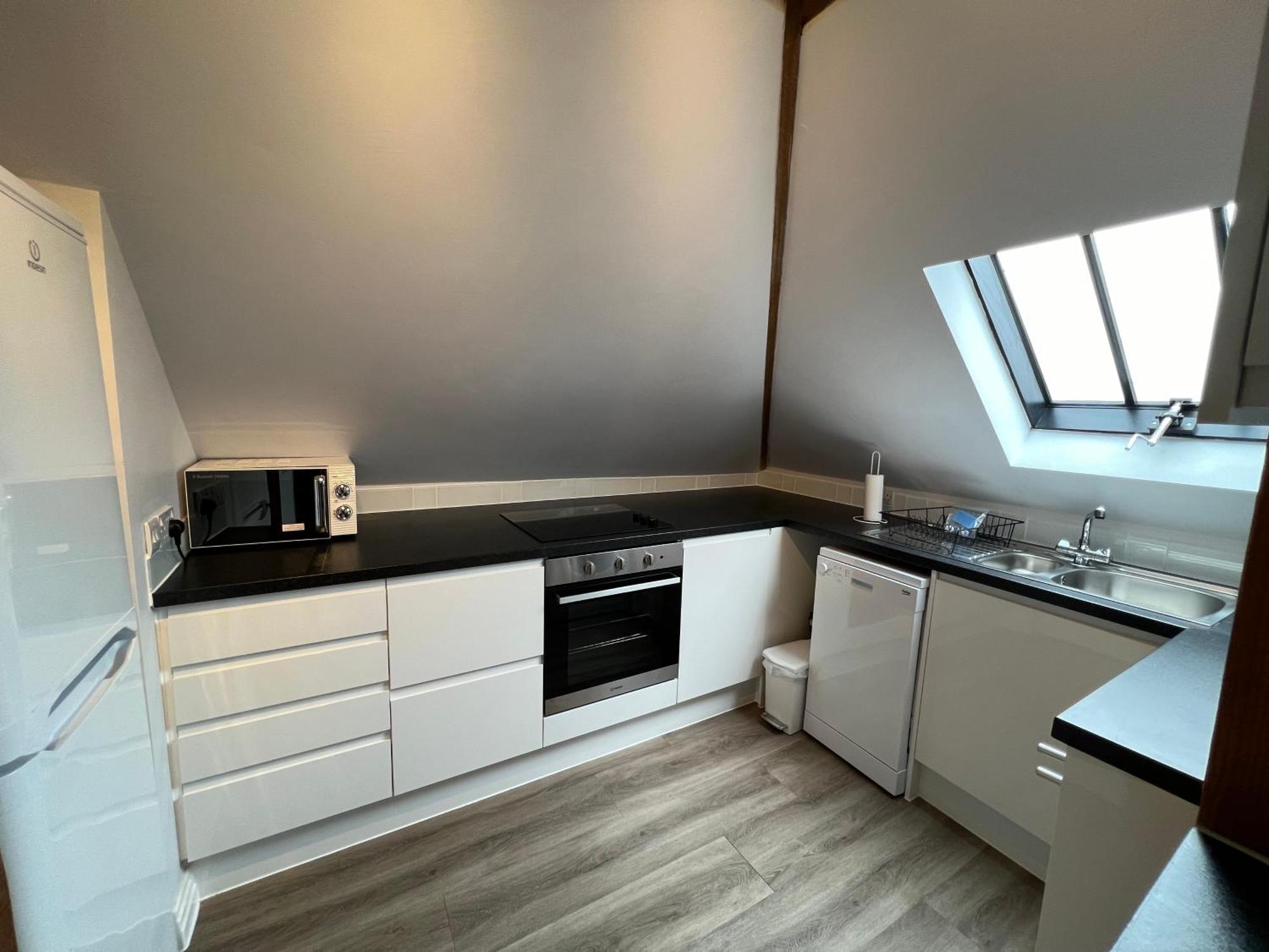 Glastonbury Secret Retreat - 1 Bd Split-Level Apt, Sleeps 3 Extérieur photo